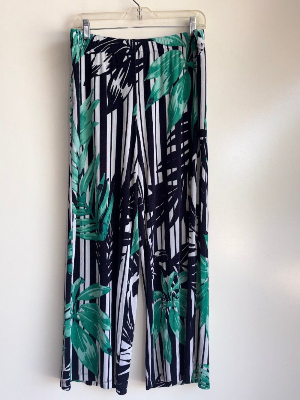 CHICO'S Travelers Wide Leg Pants Size 2P = US Size 12 Palm
